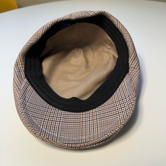 New hat - Picture 2 of 3